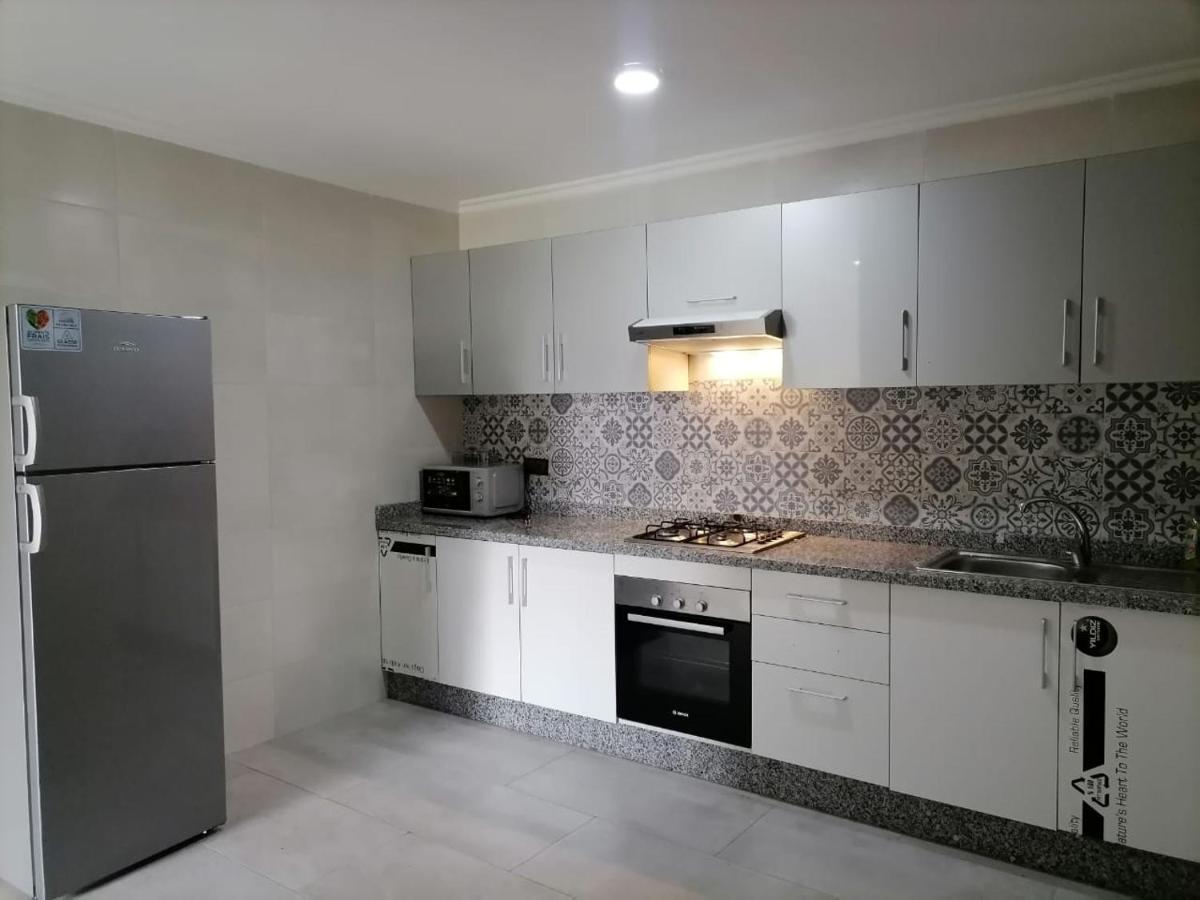 Apartment Chakira Family Only Tangier Exterior photo
